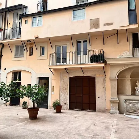 Torre Della Scimmia Apartment Rome
