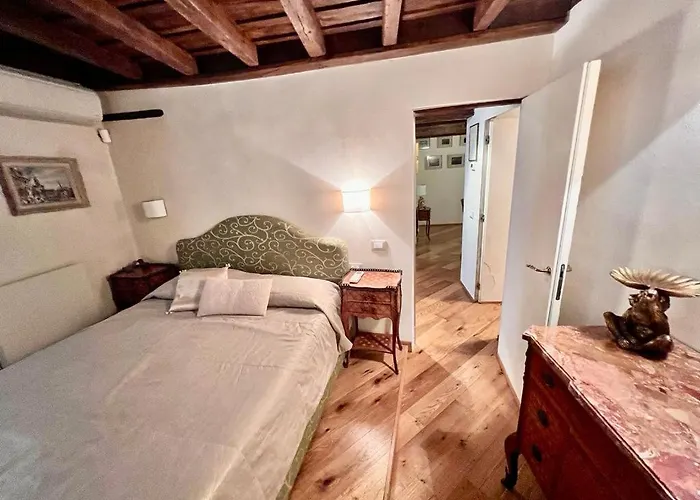 Torre Della Scimmia Rom