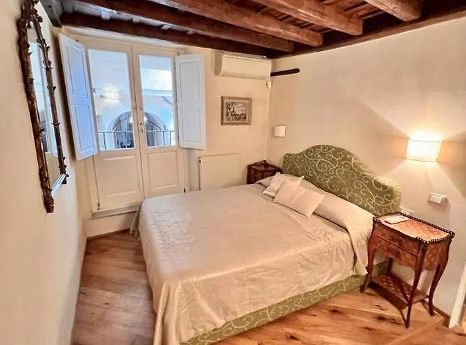 Apartment Torre Della Scimmia Rom