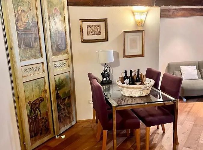 Torre Della Scimmia Rom