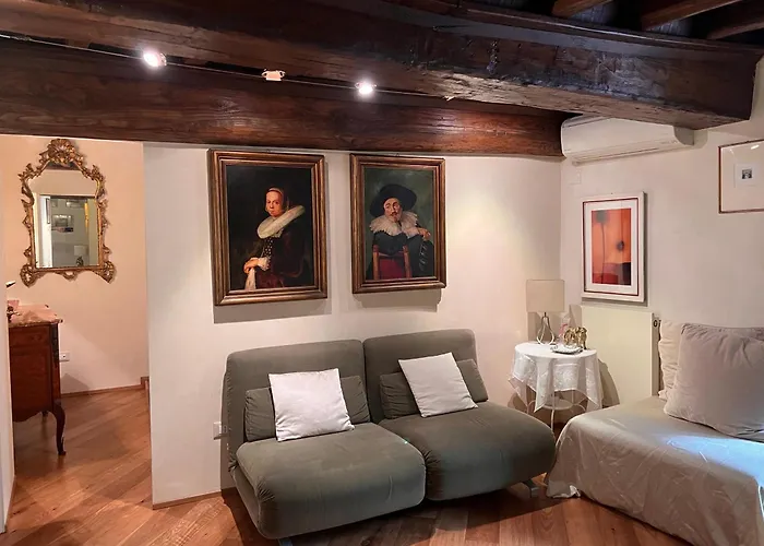 Torre Della Scimmia * Rom