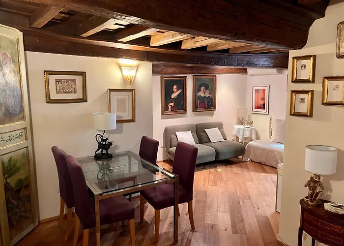 Torre Della Scimmia * Rom